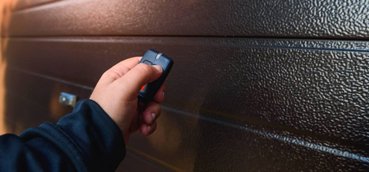 automatic door opener with remote control in Saskatoon